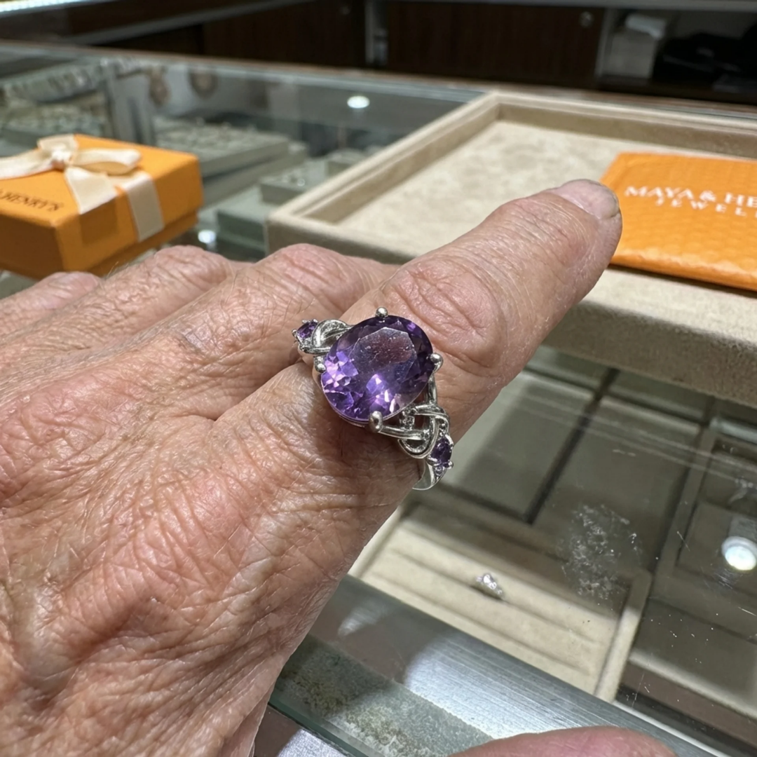 Ametyst Knude Ring | Hvidguld